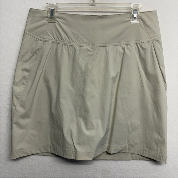 Royal Robbins Nylon Spandex Skort Skirt Shorts 10 Cream - Picture 1 of 7
